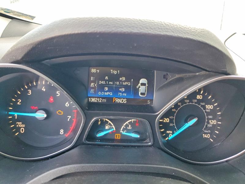 Photo 9 from auction – 2017 FORD ESCAPE with VIN 1FMCU9GD3HUD30357