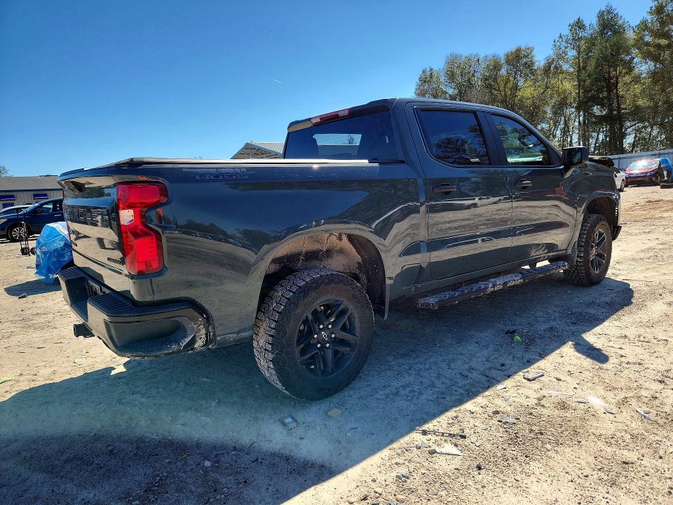 Photo 3 from auction – 2025 CHEVROLET SILVERADO with VIN 3GCUKCED2SG376271