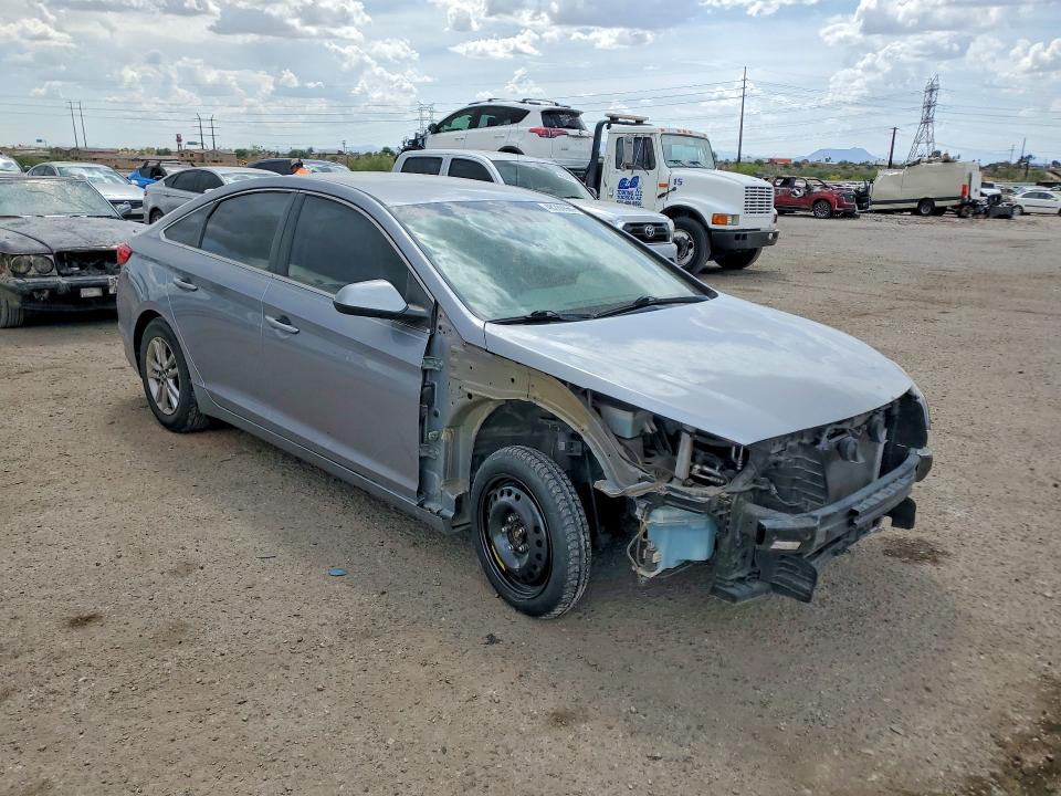 Снимка 4 от търг – 2017 HYUNDAI SONATA с VIN 5NPE24AF5HH538637