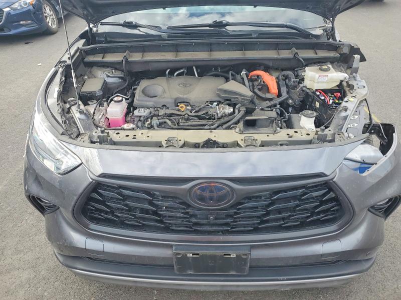 Photo 11 from auction – 2024 TOYOTA HIGHLANDER HYBRID with VIN 5TDEBRCH9RS607112