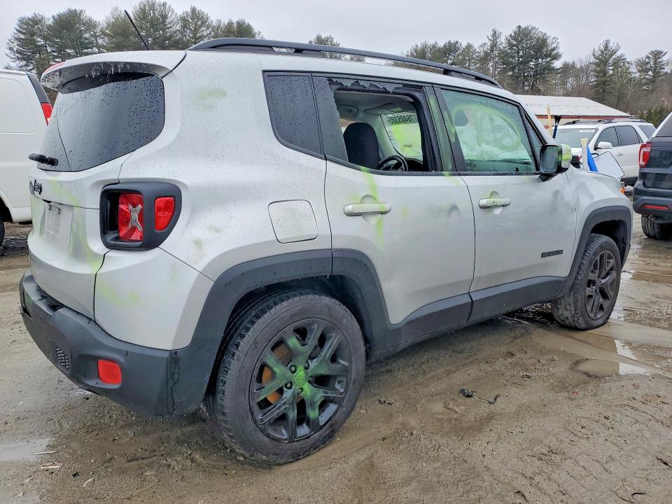 Photo 3 from auction – 2017 JEEP RENEGADE with VIN ZACCJBBB8HPE97812