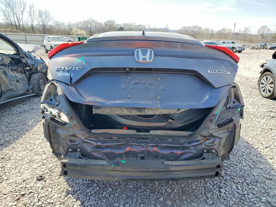 Photo 6 from auction – 2017 HONDA CIVIC with VIN 19XFC1F90HE203700