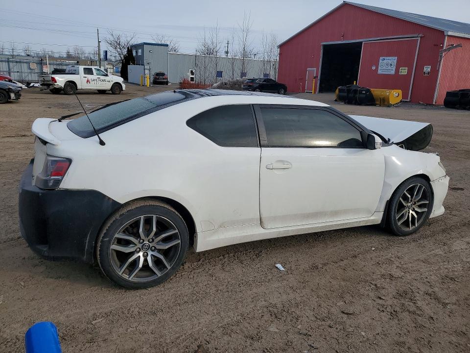 Photo 3 from auction – 2014 TOYOTA SCION TC with VIN JTKJF5C72E3084460