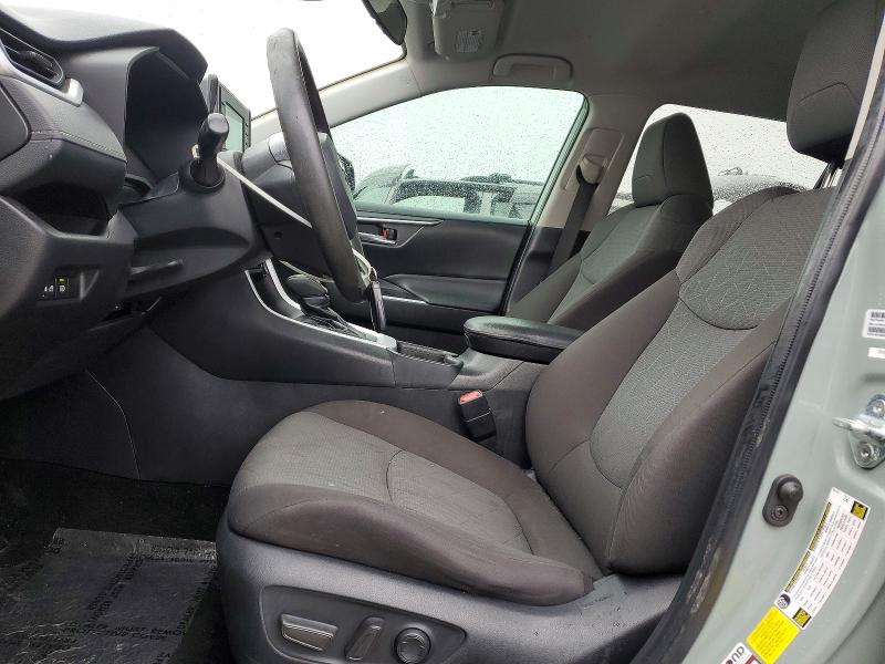 Photo 7 from auction – 2022 TOYOTA RAV4 with VIN 2T3W1RFVXNW185661