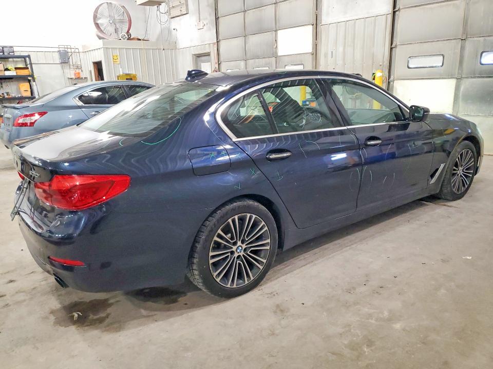 Photo 3 from auction – 2018 BMW 530 with VIN WBAJA7C57JG907299