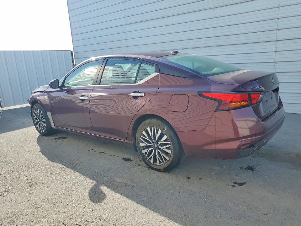 Photo 2 from auction – 2023 NISSAN ALTIMA with VIN 1N4BL4DV4PN315125