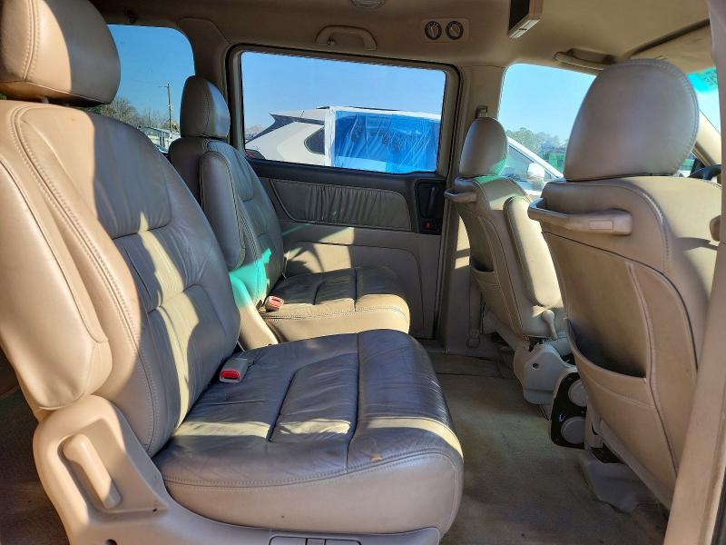 Photo 11 from auction – 2004 HONDA ODYSSEY with VIN 5FNRL18074B072328
