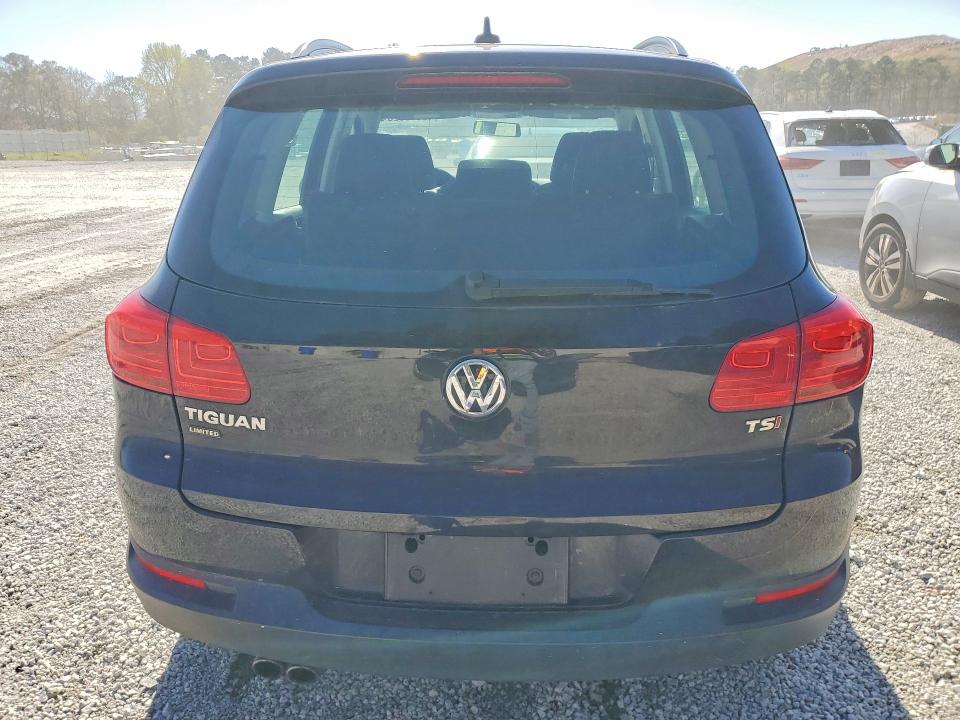 Photo 6 from auction – 2018 VOLKSWAGEN TIGUAN LIMITED with VIN WVGAV7AX9JK000476