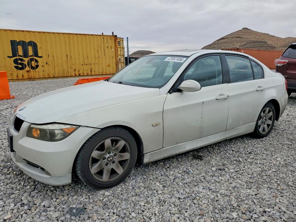 BMW 328 2008 with VIN WBAVC53558FZ86598 - Photo from auction