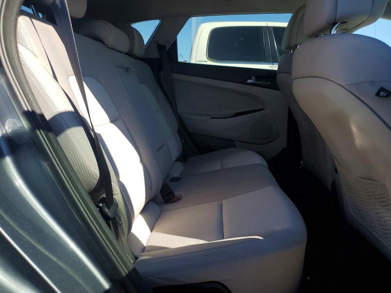 Photo 10 from auction – 2017 HYUNDAI TUCSON with VIN KM8J33A27HU389538