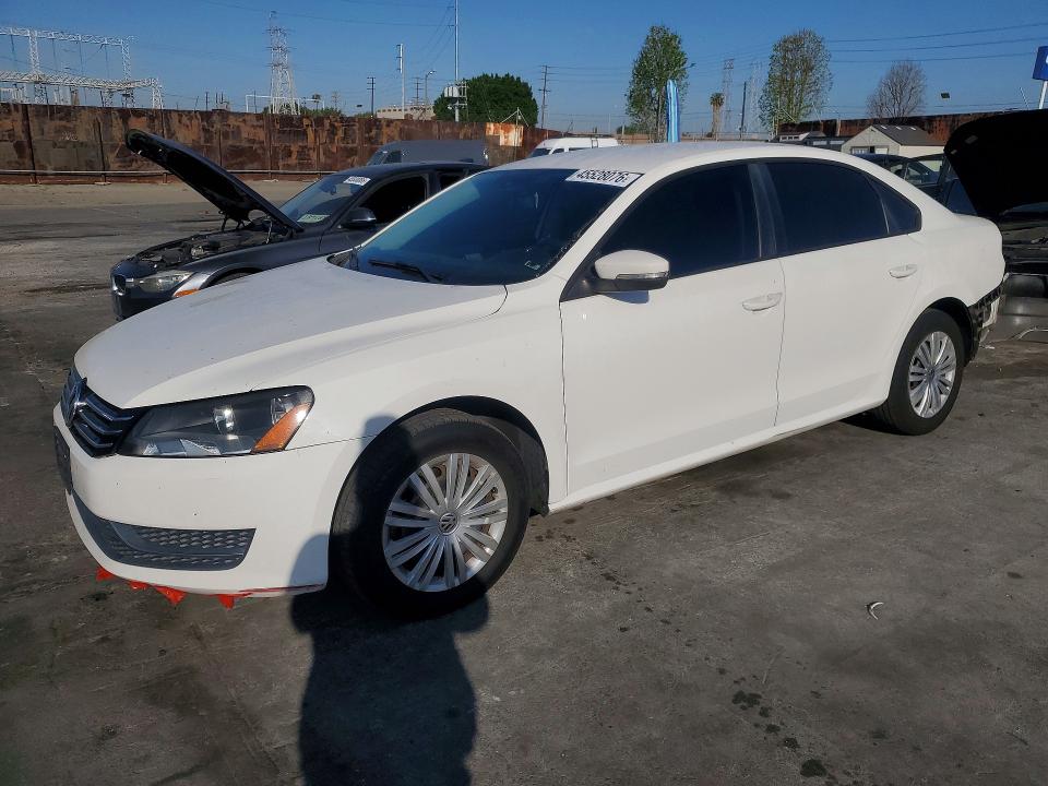 Photo 1 from auction – 2014 VOLKSWAGEN PASSAT with VIN 1VWAT7A33EC071032