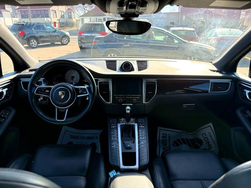 Photo 9 from auction – 2015 PORSCHE MACAN with VIN WP1AB2A55FLB51927