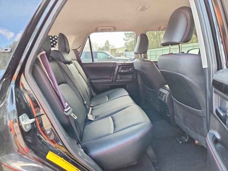 Photo 11 from auction – 2019 TOYOTA 4RUNNER with VIN JTEBU5JR9K5616630