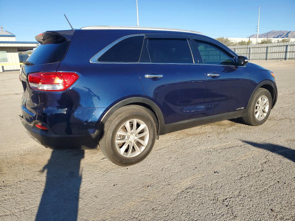 Photo 3 from auction – 2017 KIA SORENTO with VIN 5XYPGDA54HG319841