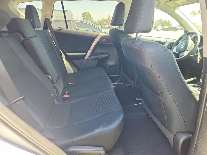 Photo 10 from auction – 2016 TOYOTA RAV4 with VIN 2T3ZFREV2GW284574