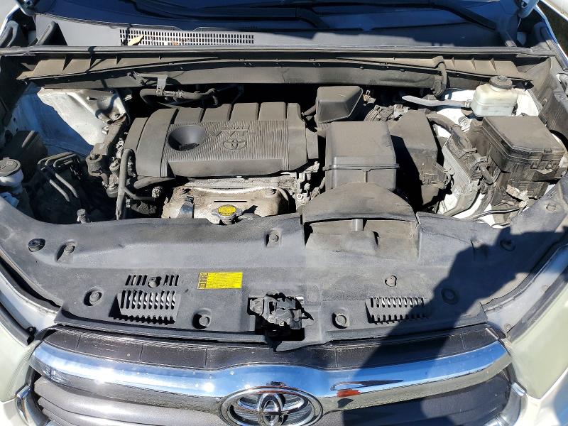 Photo 12 from auction – 2015 TOYOTA HIGHLANDER with VIN 5TDZARFH1FS015313