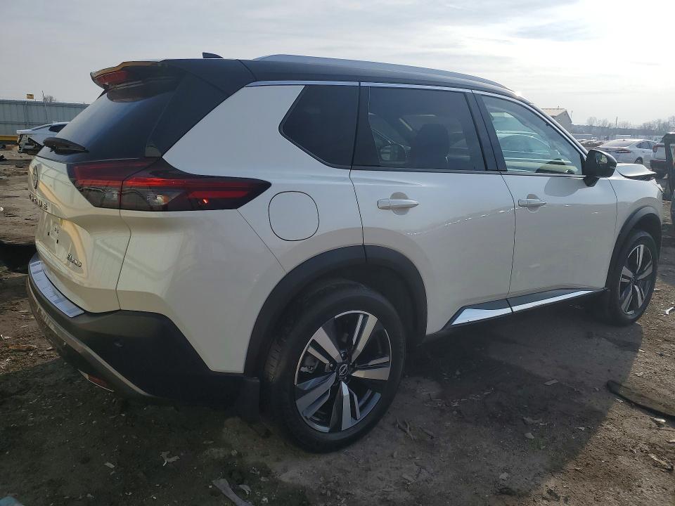 Photo 3 from auction – 2023 NISSAN ROGUE with VIN JN8BT3CB0PW487873
