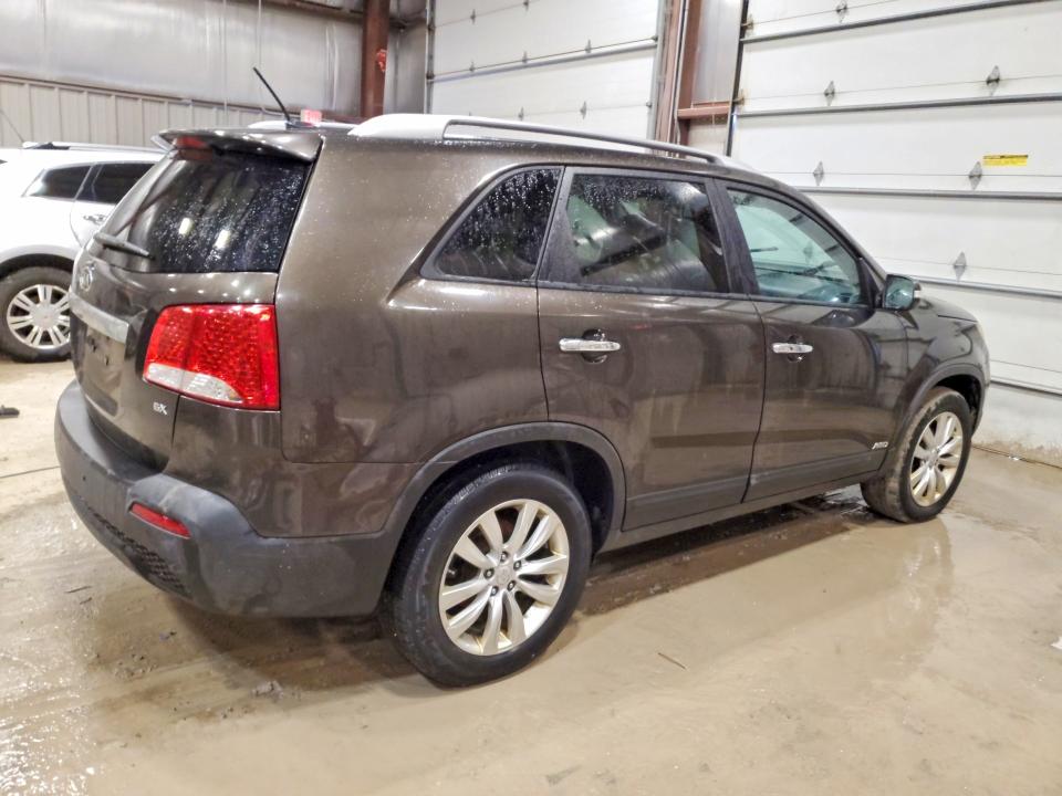 Zdjęcie 3 z aukcji – 2011 KIA SORENTO z VIN 5XYKUDA15BG154177