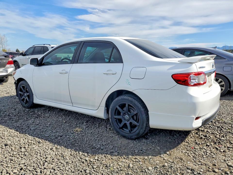 Фото 2 с аукциона – 2013 TOYOTA COROLLA с VIN 5YFBU4EE6DP176667
