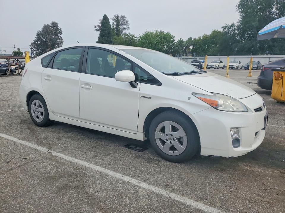 Photo 4 from auction – 2011 TOYOTA PRIUS with VIN JTDKN3DU3B5321609