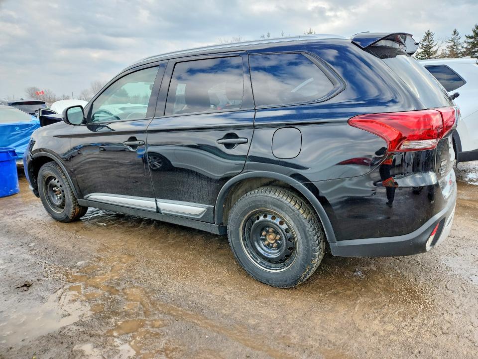 Photo 2 from auction – 2019 MITSUBISHI OUTLANDER with VIN JA4AZ2A36KJ600382