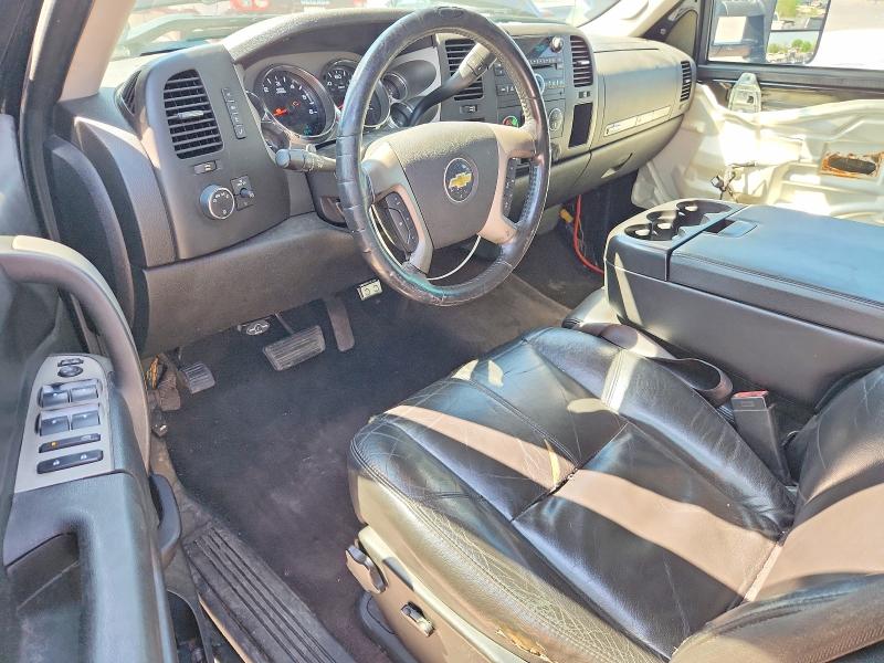 Photo 8 from auction – 2010 CHEVROLET SILVERADO with VIN 1GCSCSE00AZ289494