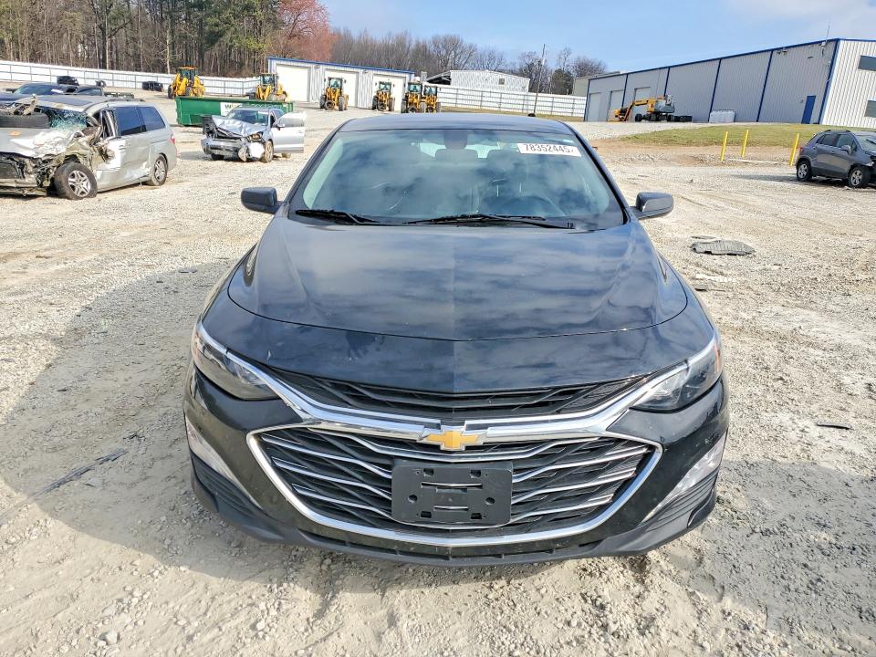 Photo 5 from auction – 2022 CHEVROLET MALIBU with VIN 1G1ZD5ST2NF131525