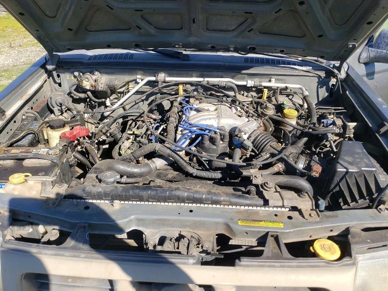 Photo 11 from auction – 2000 NISSAN FRONTIER with VIN 1N6ED26T3YC314322