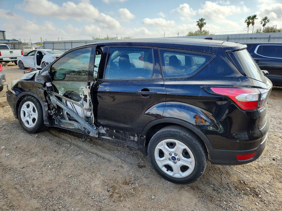 صورة رقم 2 من المزاد - 2018 FORD ESCAPE مع VIN 1FMCU0F7XJUD04013