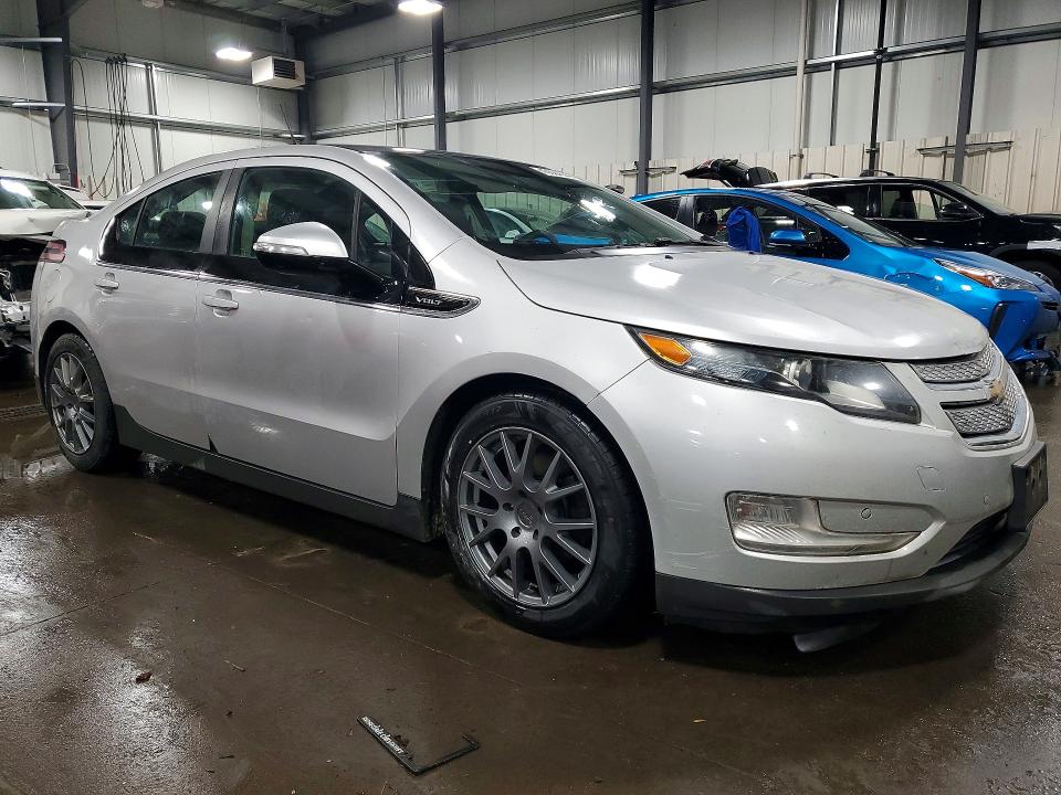 Photo 4 from auction – 2011 CHEVROLET VOLT with VIN 1G1RC6E45BU103318
