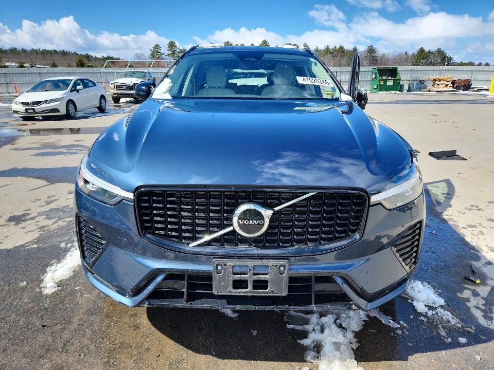 Photo 5 from auction – 2024 VOLVO XC60 with VIN YV4L12RK1R1767113