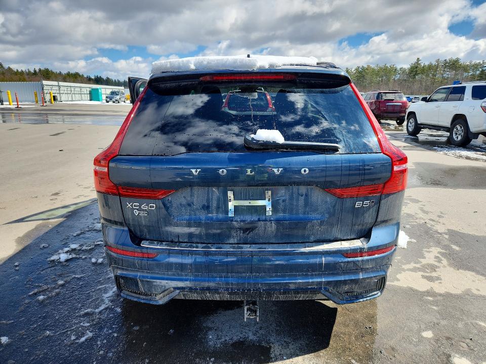 Photo 6 from auction – 2024 VOLVO XC60 with VIN YV4L12RK1R1767113
