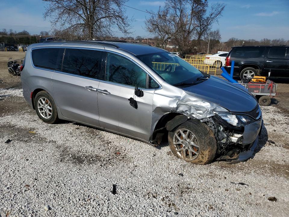 Photo 4 from auction – 2021 CHRYSLER VOYAGER with VIN 2C4RC1DG4MR512528