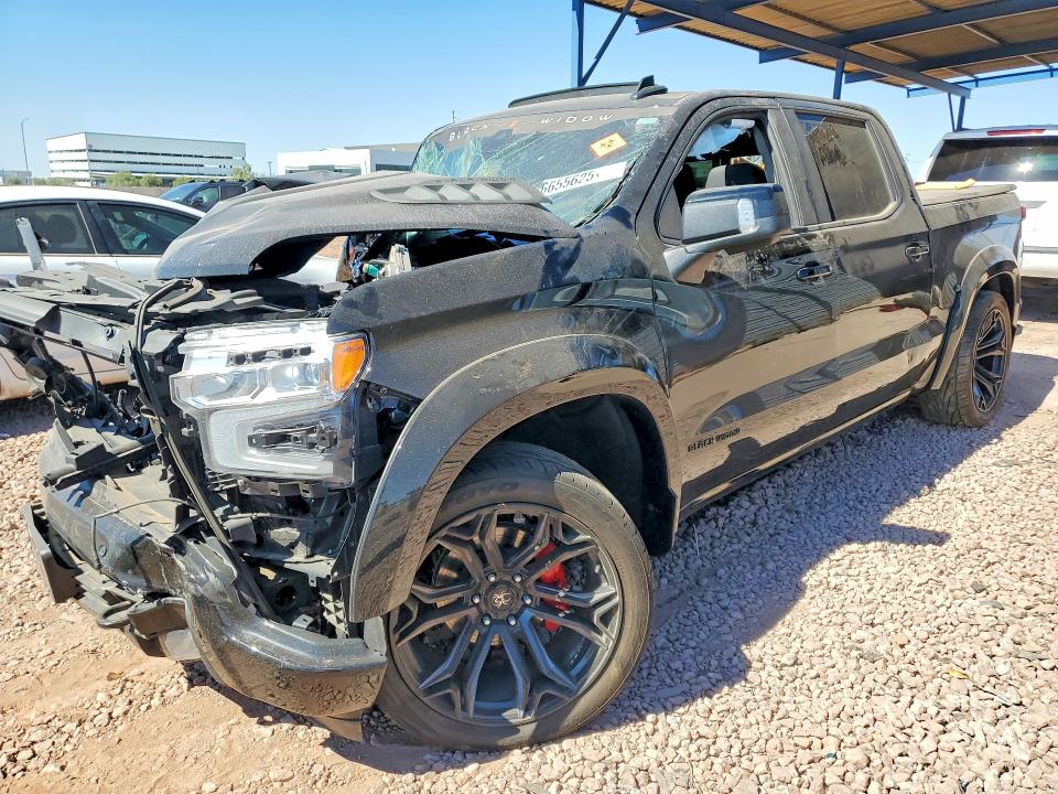 CHEVROLET SILVERADO 2025 with VIN 1GCUKEEL6SZ320191 - Photo from auction