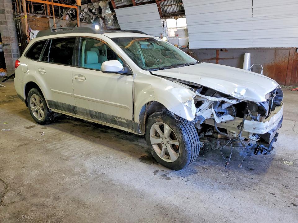 Photo 4 from auction – 2013 SUBARU OUTBACK with VIN 4S4BRBKC9D3268093