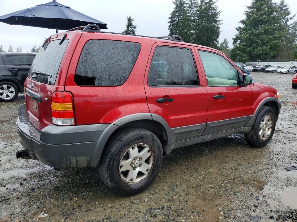 Photo 3 from auction – 2006 FORD ESCAPE with VIN 1FMYU93176KD09943