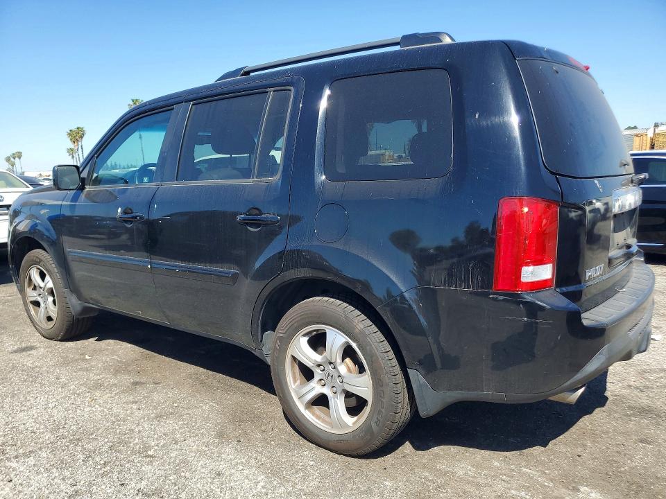 Photo 2 from auction – 2012 HONDA PILOT with VIN 5FNYF4H53CB065472