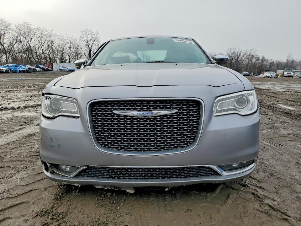 Photo 5 from auction – 2018 CHRYSLER 300 with VIN 2C3CCAEG3JH127049