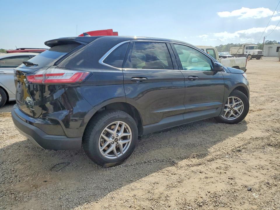 Photo 3 from auction – 2023 FORD EDGE with VIN 2FMPK4J9XPBA46761