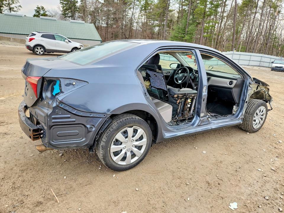 Photo 3 from auction – 2017 TOYOTA COROLLA with VIN 2T1BURHE1HC792047