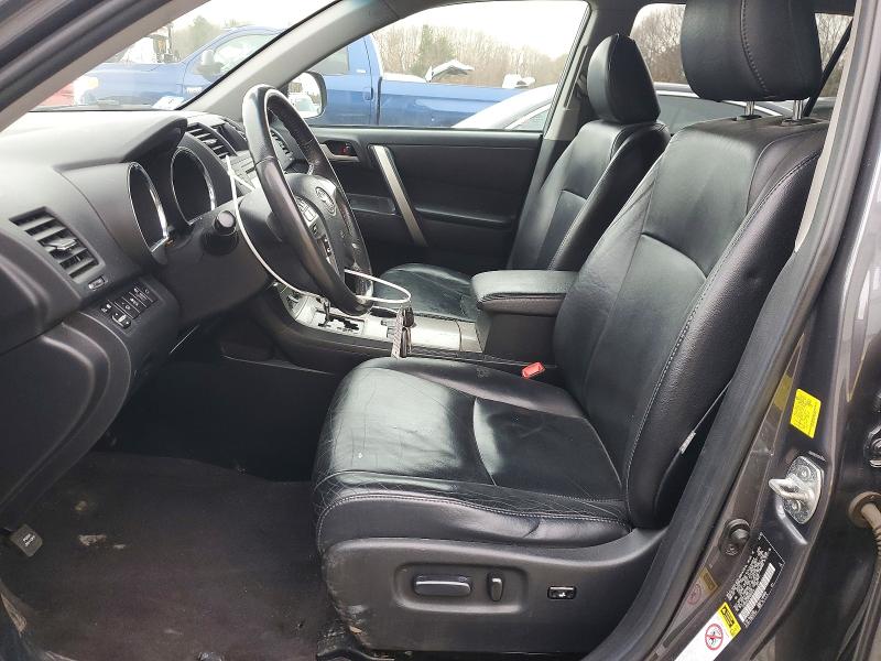 Photo 7 from auction – 2011 TOYOTA HIGHLANDER with VIN 5TDBK3EH2BS056444