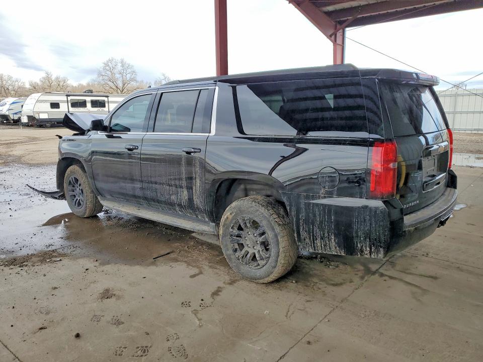 Photo 2 from auction – 2016 CHEVROLET SUBURBAN with VIN 1GNSKHKC4GR222398