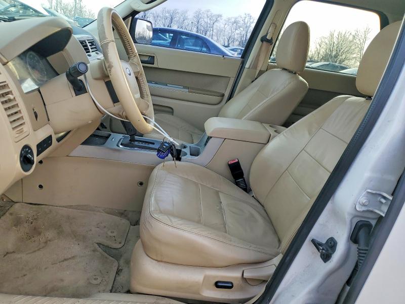 Foto 7 de la subasta – 2011 FORD ESCAPE con VIN 1FMCU9DGXBKA13886