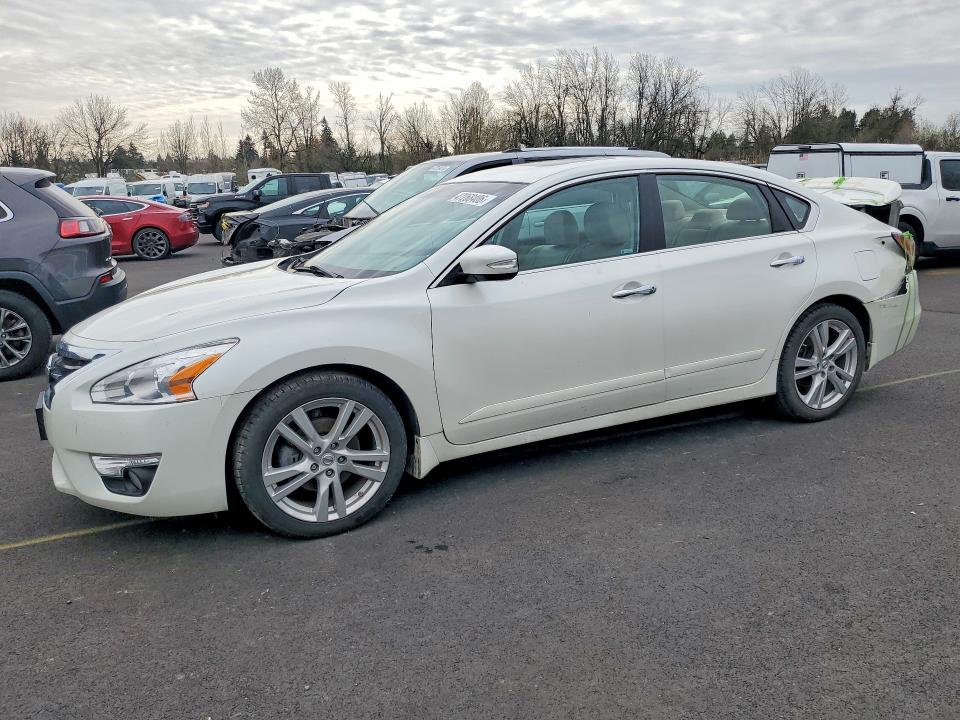 NISSAN ALTIMA 2014 с VIN 1N4BL3AP1EC320579 - Снимка от търг