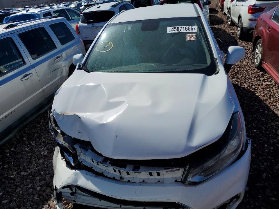 Photo 5 from auction – 2019 CHEVROLET TRAX with VIN 3GNCJKSB4KL357666