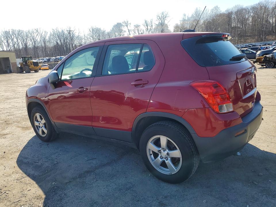 Photo 2 from auction – 2015 CHEVROLET TRAX with VIN KL7CJPSB4FB261983