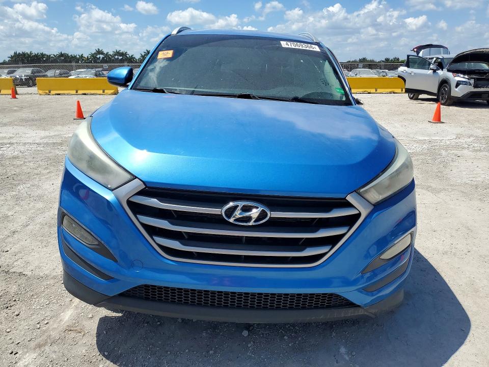 Снимка 5 от търг – 2018 HYUNDAI TUCSON с VIN KM8J33A46JU621523