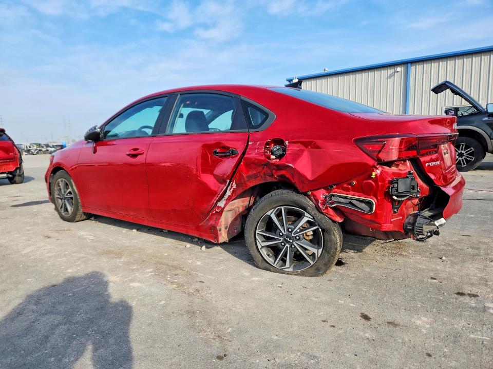 Photo 2 from auction – 2023 KIA FORTE with VIN 3KPF24AD5PE623662