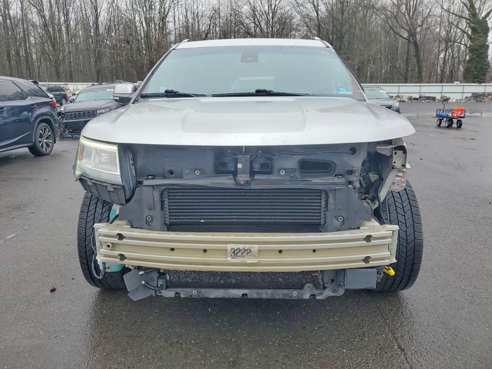 Photo 5 from auction – 2017 FORD EXPLORER with VIN 1FM5K8HT0HGA66317