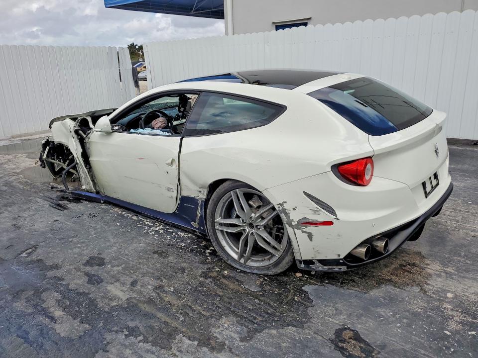 Photo 2 from auction – 2015 FERRARI FF with VIN ZFF73SKA4F0209484